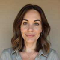 Portrait of Scarlett Attensil.