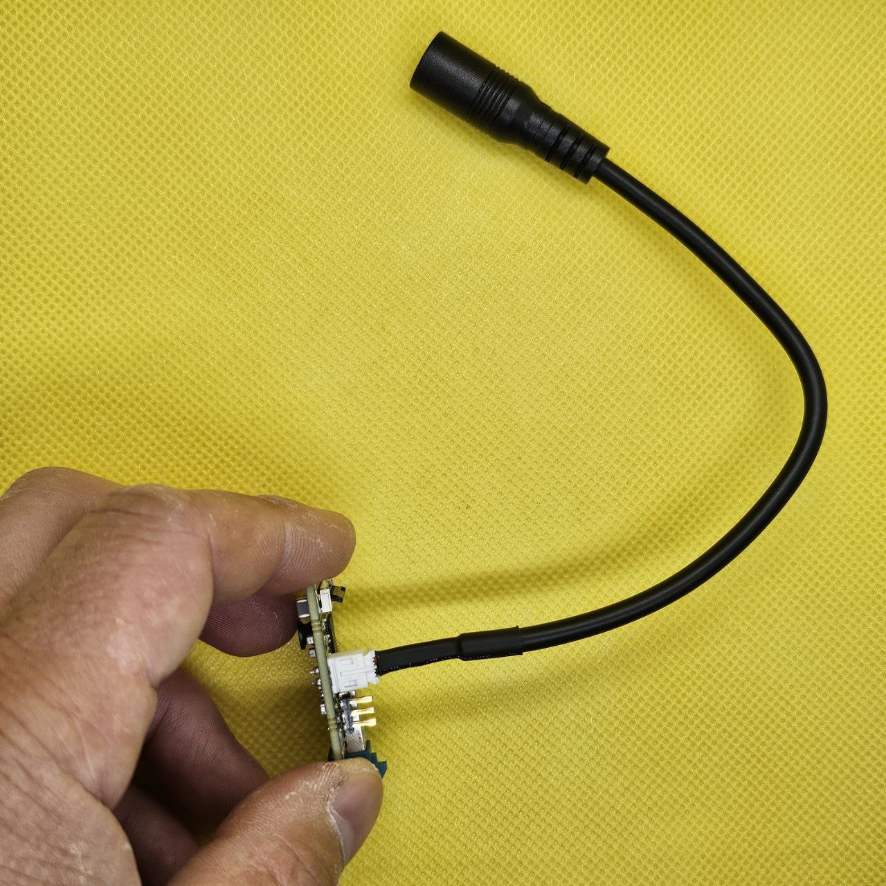 ZED Link Mono power connection